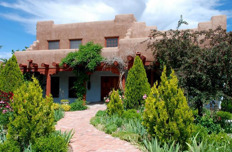 Inn At The Delta Espanola Bagian luar foto