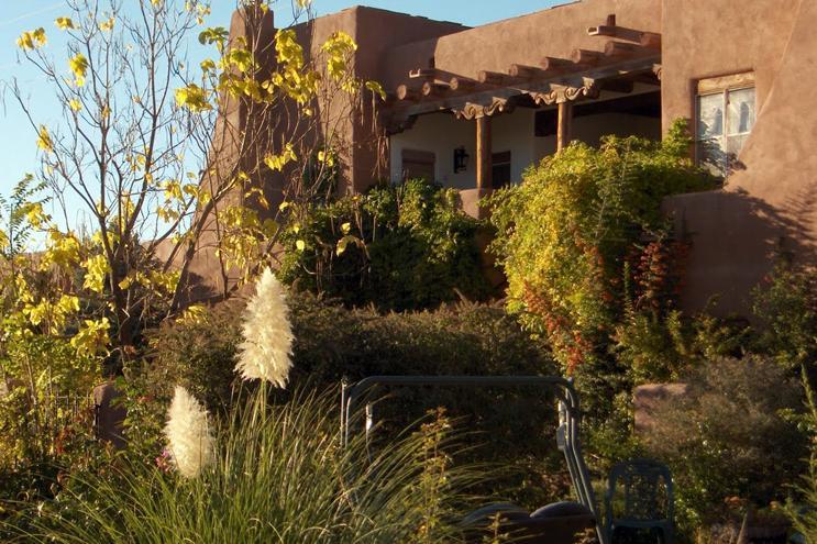 Inn At The Delta Espanola Bagian luar foto